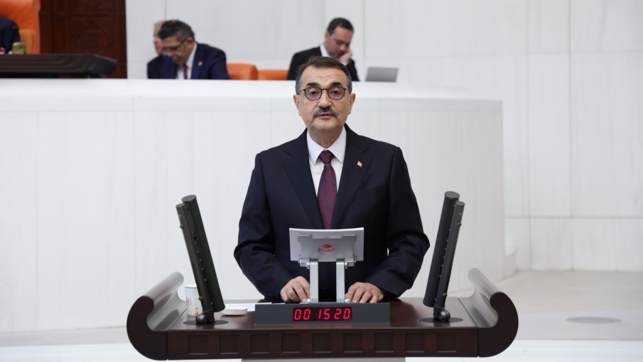 Fatih Dönmez: Cumhuriyetimizin ikinci asrını yeni başarılarla taçlandıracağız